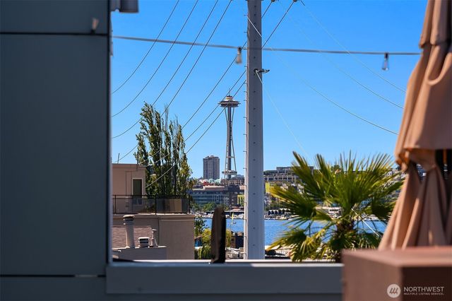 2804 Fairview Avenue E, Seattle, WA 98102