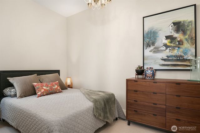 2804 Fairview Avenue E, Seattle, WA 98102