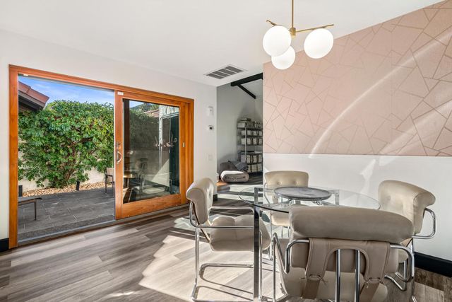 2262 S Linden Way B, Palm Springs, CA 92264