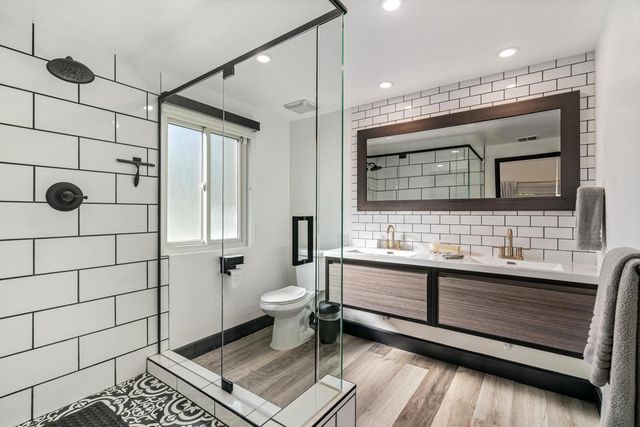 2262 S Linden Way B, Palm Springs, CA 92264