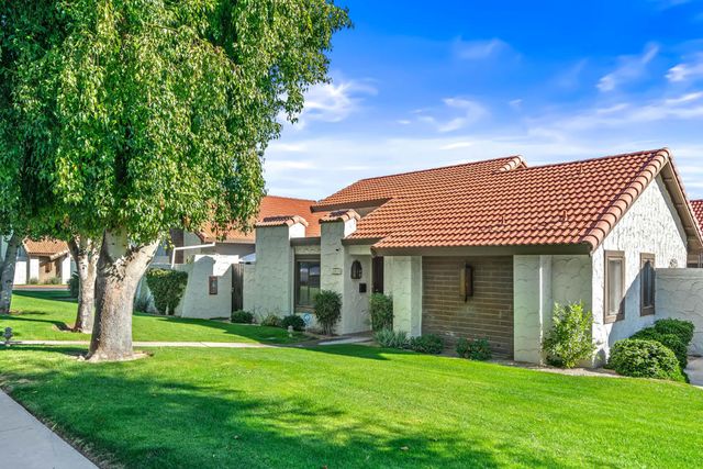 2262 S Linden Way B, Palm Springs, CA 92264