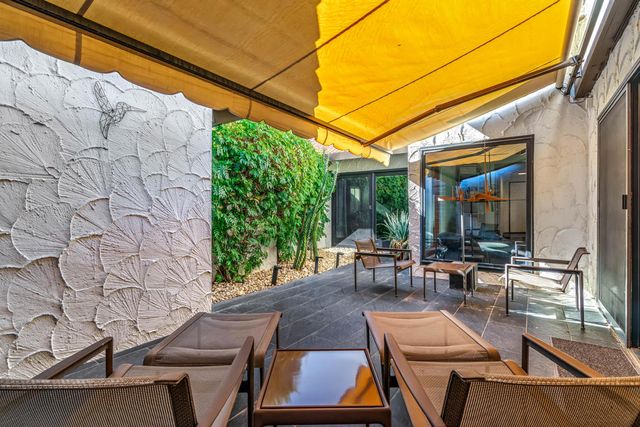 2262 S Linden Way B, Palm Springs, CA 92264