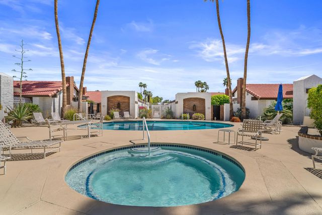 2262 S Linden Way B, Palm Springs, CA 92264