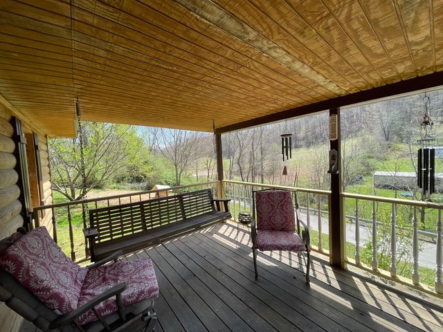 912 S Ky 3438, Cannon, KY 40923