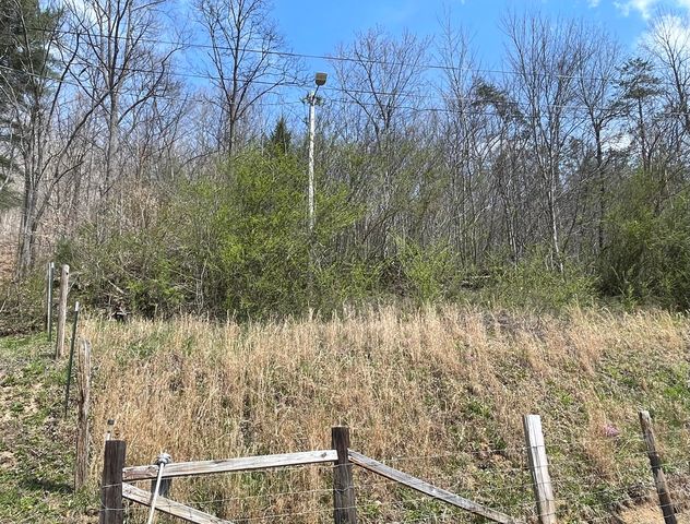 912 S Ky 3438, Cannon, KY 40923