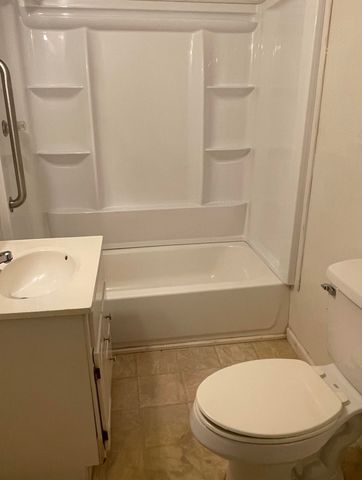 912 S Ky 3438, Cannon, KY 40923