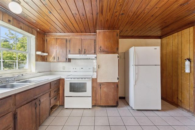 410 STILL STREET, Kissimmee, FL 34744