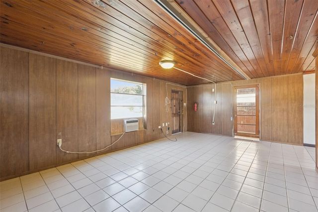 410 STILL STREET, Kissimmee, FL 34744