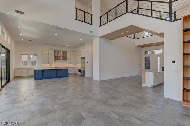 10740 Steel Ridge Court, Las Vegas, NV 89135