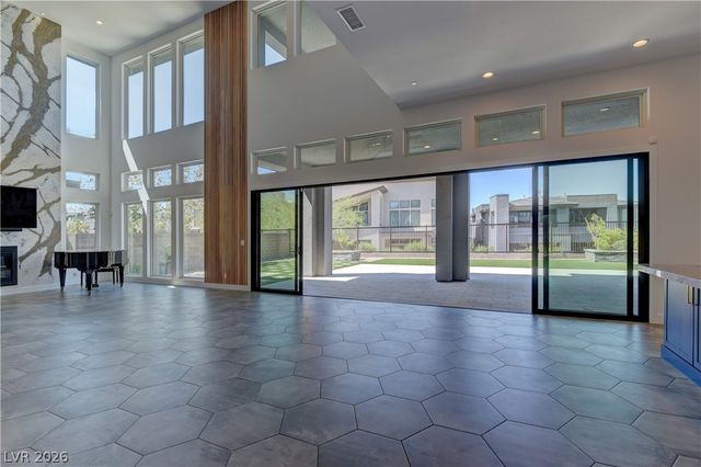10740 Steel Ridge Court, Las Vegas, NV 89135