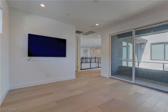 10740 Steel Ridge Court, Las Vegas, NV 89135