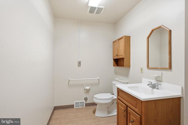 222 GIBBSBORO RD, Clementon, NJ 08021