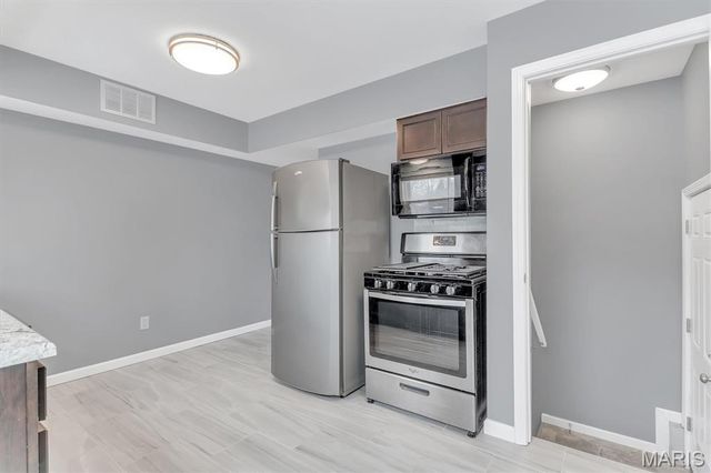 720 Babler Drive, Florissant, MO 63031