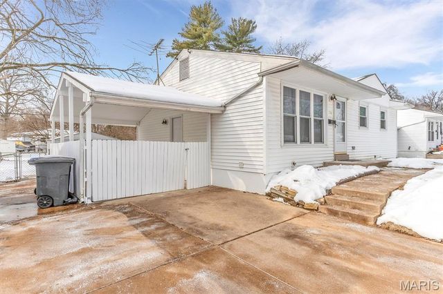 720 Babler Drive, Florissant, MO 63031