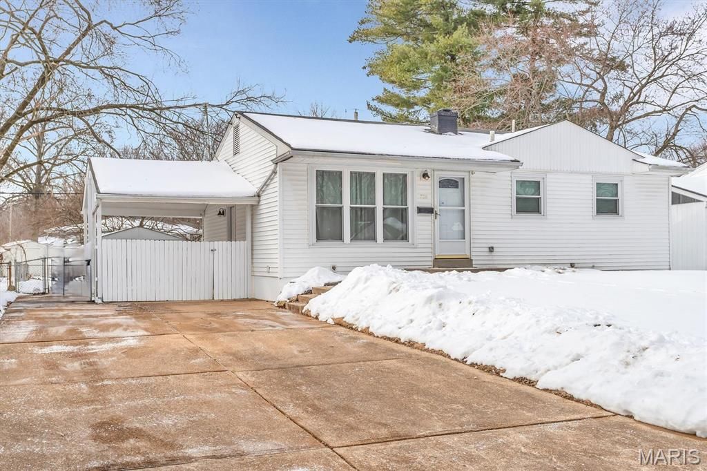 720 Babler Drive, Florissant, MO 63031