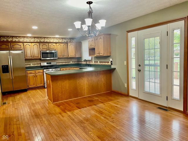 4096 E County Road 601 S, Clayton, IN 46118