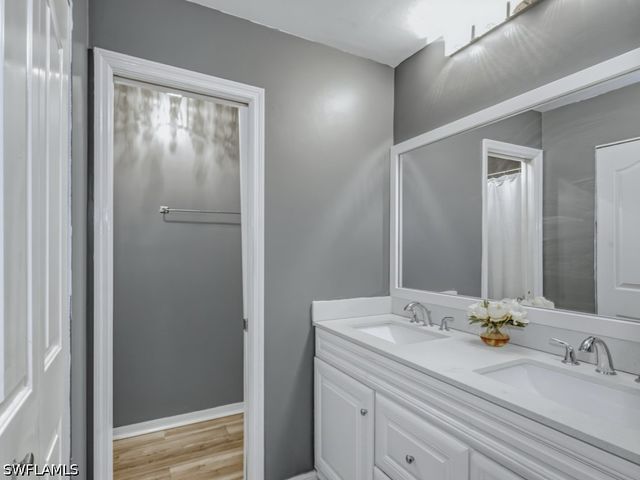 510 Saint Andrews BLVD 16, Naples, FL 34113