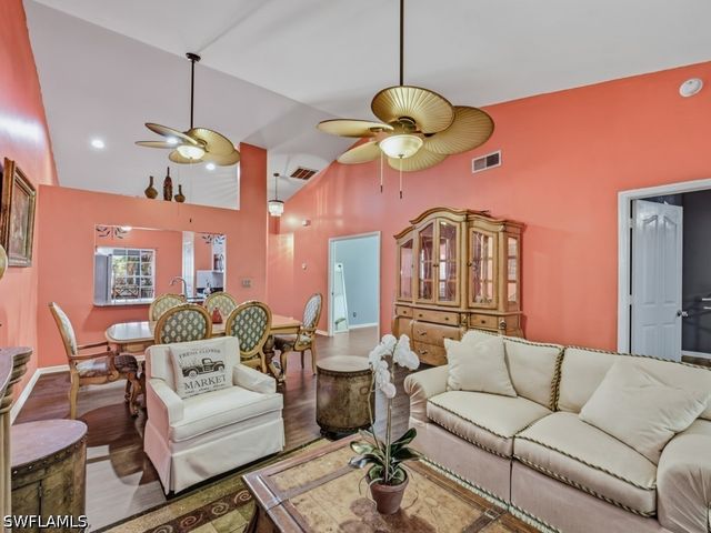 510 Saint Andrews BLVD 16, Naples, FL 34113