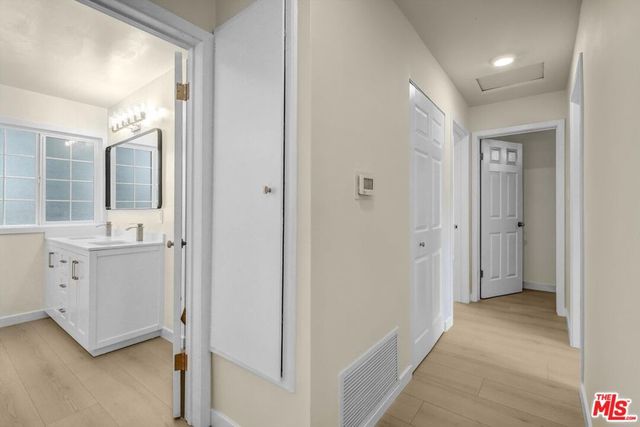 22157 Archwood Street, Woodland Hills, CA 91303