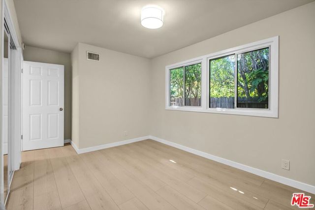 22157 Archwood Street, Woodland Hills, CA 91303