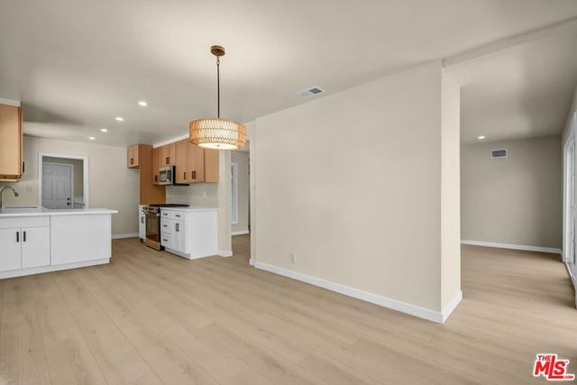 22157 Archwood Street, Woodland Hills, CA 91303