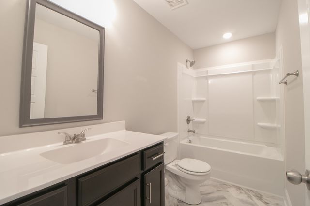2114 Ireland Way, Clarksville, TN 37042