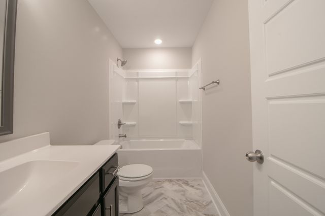 2114 Ireland Way, Clarksville, TN 37042