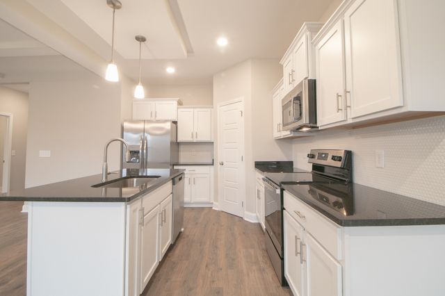 2114 Ireland Way, Clarksville, TN 37042