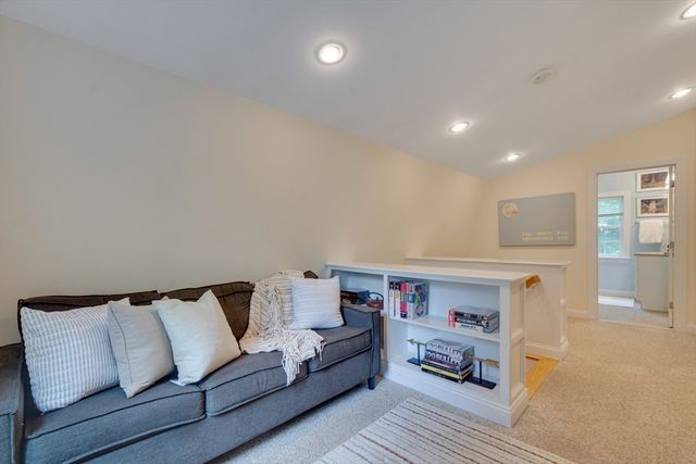17 Nash Road, Acton, MA 01720