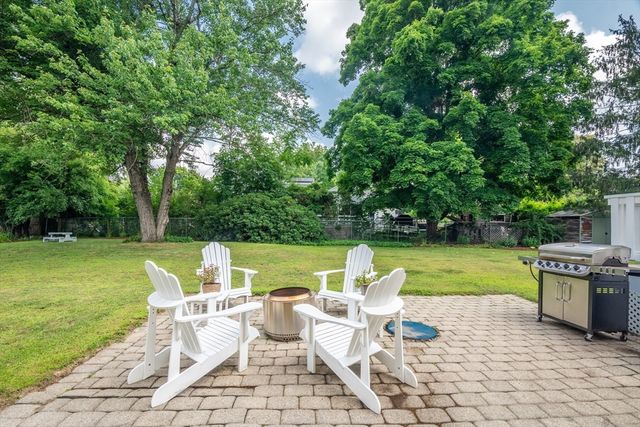 17 Nash Road, Acton, MA 01720