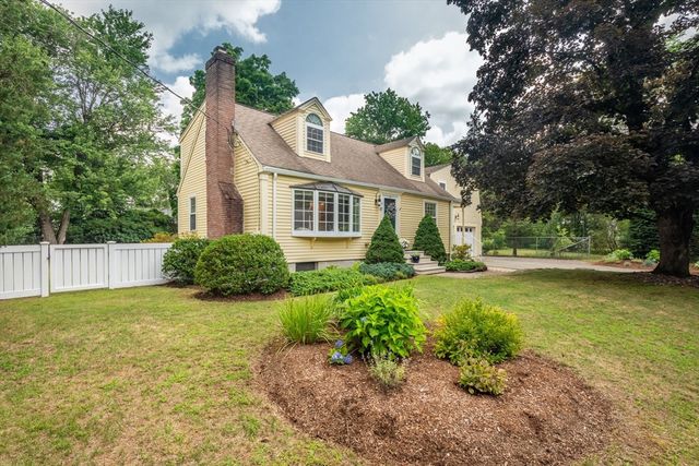17 Nash Road, Acton, MA 01720