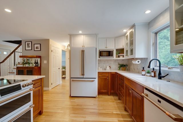 17 Nash Road, Acton, MA 01720