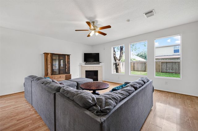 19427 Juniper Vale Circle, Houston, TX 77084