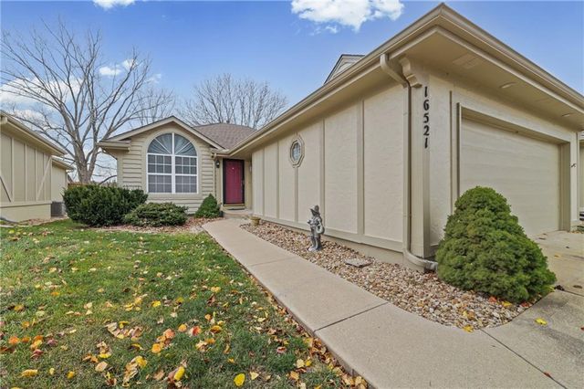 16521 E 53rd Terrace Court S, Independence, MO 64055