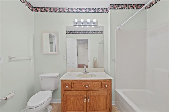 16521 E 53rd Terrace Court S, Independence, MO 64055