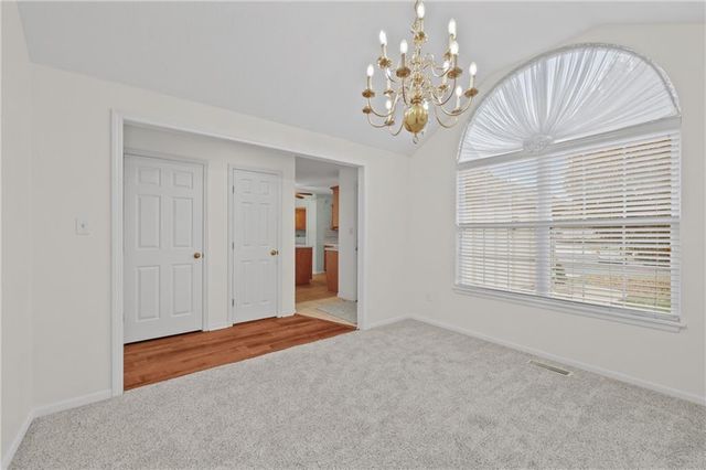 16521 E 53rd Terrace Court S, Independence, MO 64055