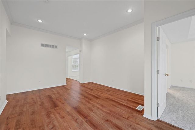 16521 E 53rd Terrace Court S, Independence, MO 64055