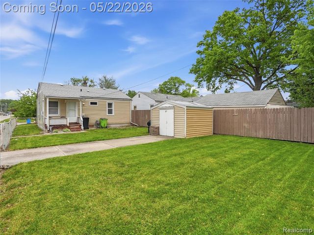 504 E Hudson Avenue, Madison Heights, MI 48071