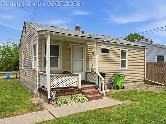 504 E Hudson Avenue, Madison Heights, MI 48071