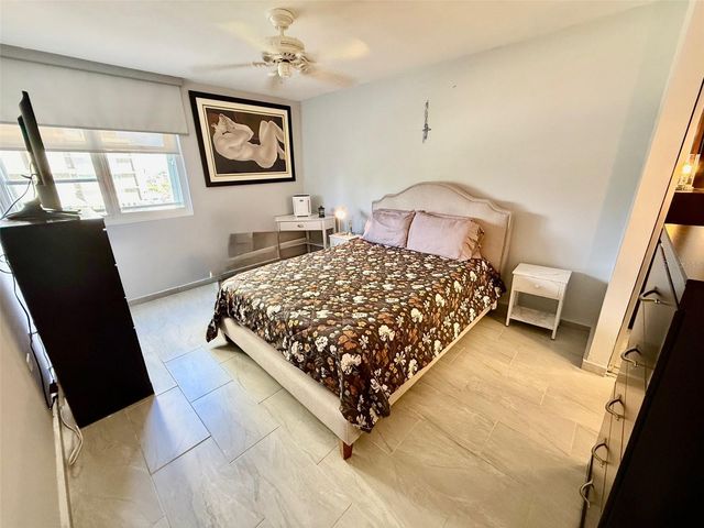 3205 ISLA VERDE AVENUE 307, Carolina, PR 00979