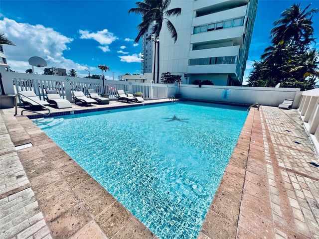 3205 ISLA VERDE AVENUE 307, Carolina, PR 00979