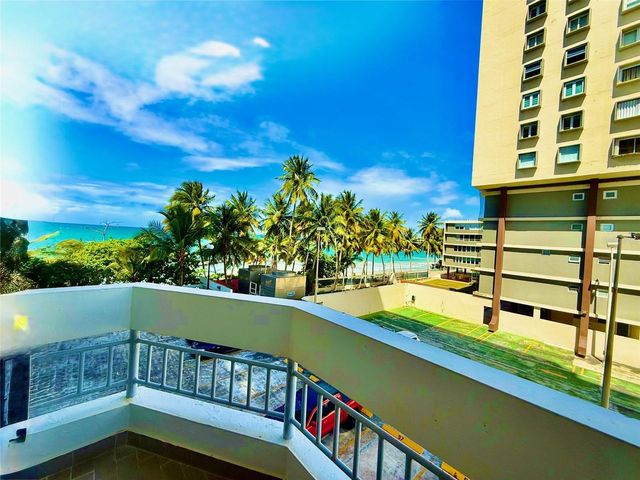 3205 ISLA VERDE AVENUE 307, Carolina, PR 00979