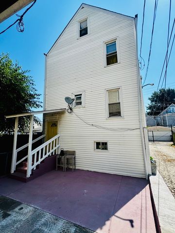 4833 S HONORE Street, Chicago, IL 60609