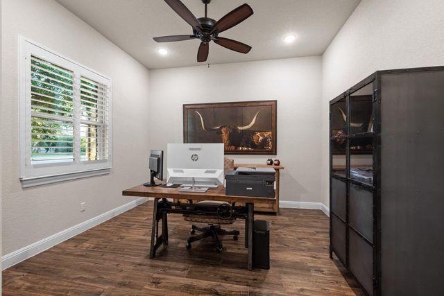 2760 Fishing Hole CV, Leander, TX 78641