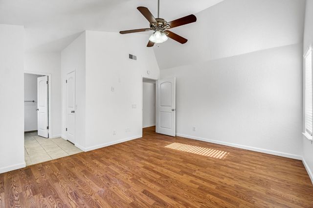 6459 N Hanover Avenue, Fresno, CA 93722