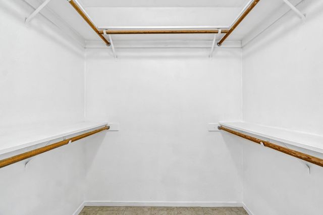 6459 N Hanover Avenue, Fresno, CA 93722