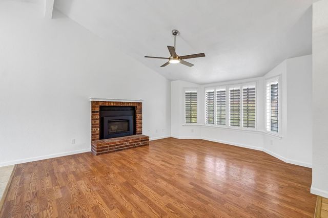 6459 N Hanover Avenue, Fresno, CA 93722