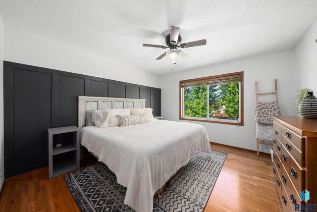 1413 N Holbrook Ave Avenue, Sioux Falls, SD 57107