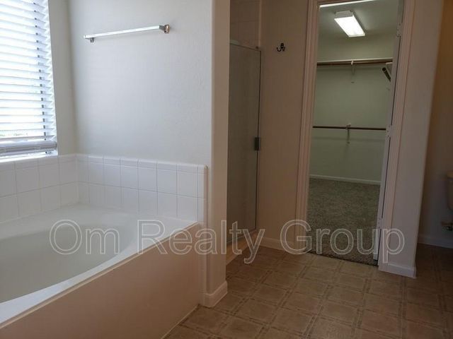 6655 Stonefort Ct, Katy, TX 77449