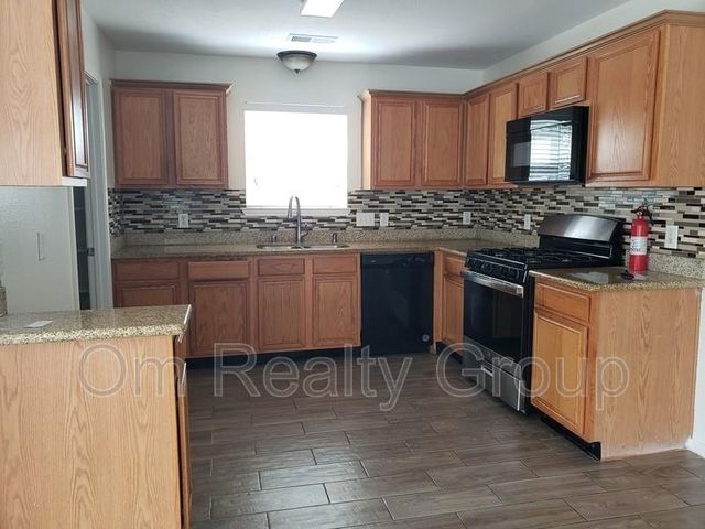 6655 Stonefort Ct, Katy, TX 77449